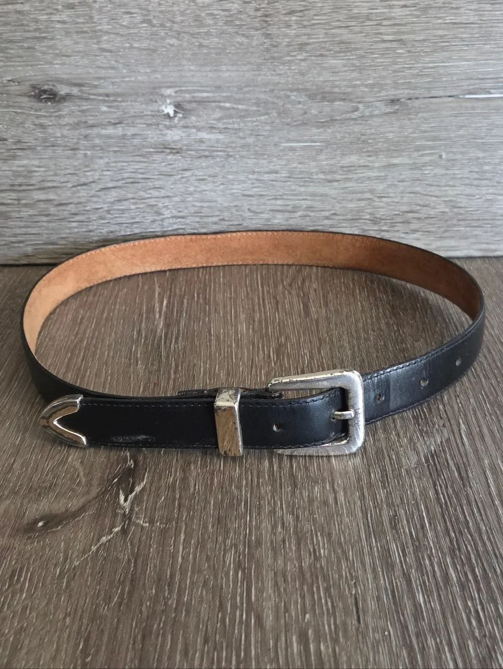 Classic Black Leather Men's Belt with Silver Buckle 33